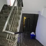 Hotel Crystel Residency By Premium Villa