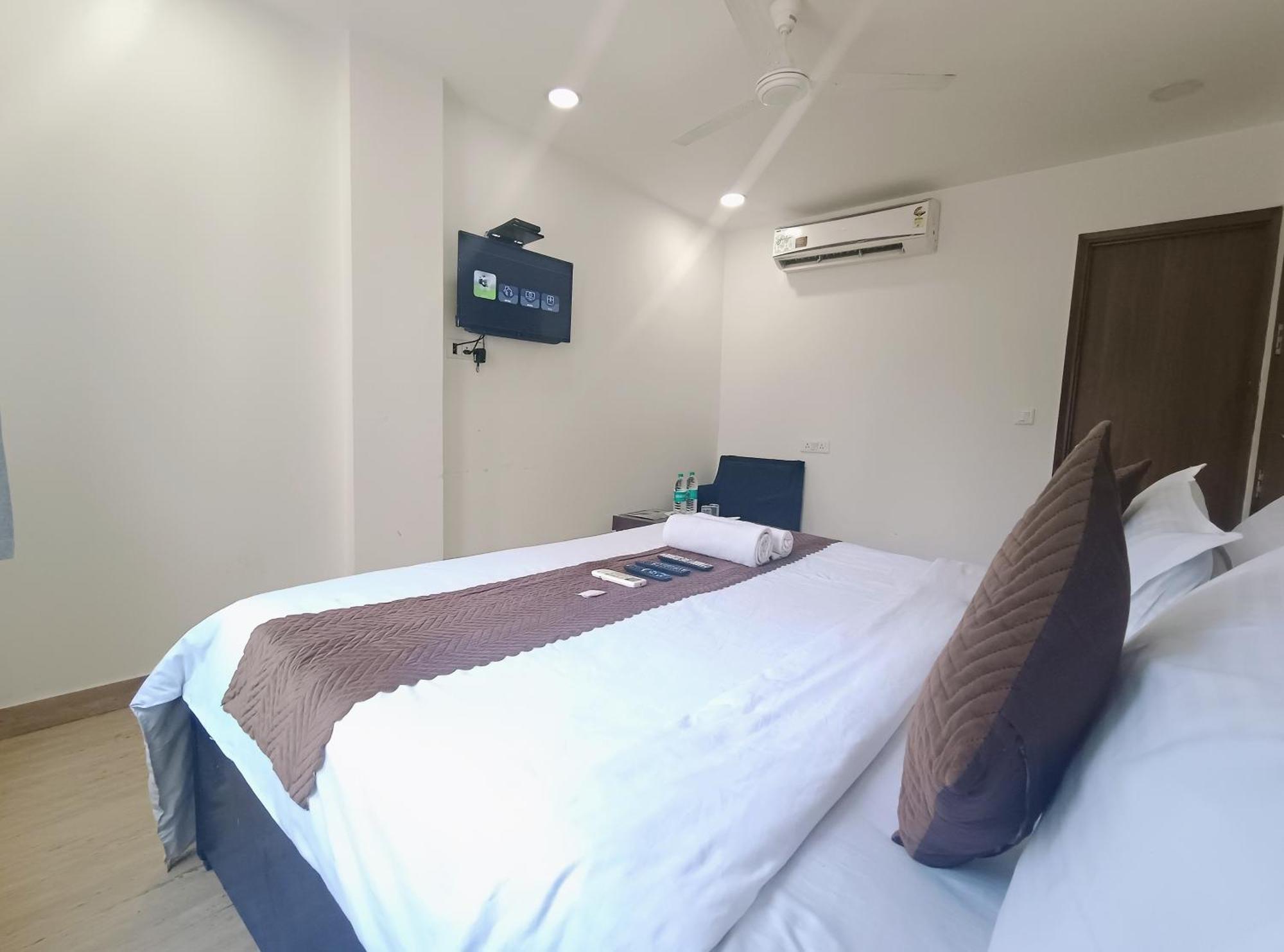 Crystel Residency By Premium Hotel New Delhi